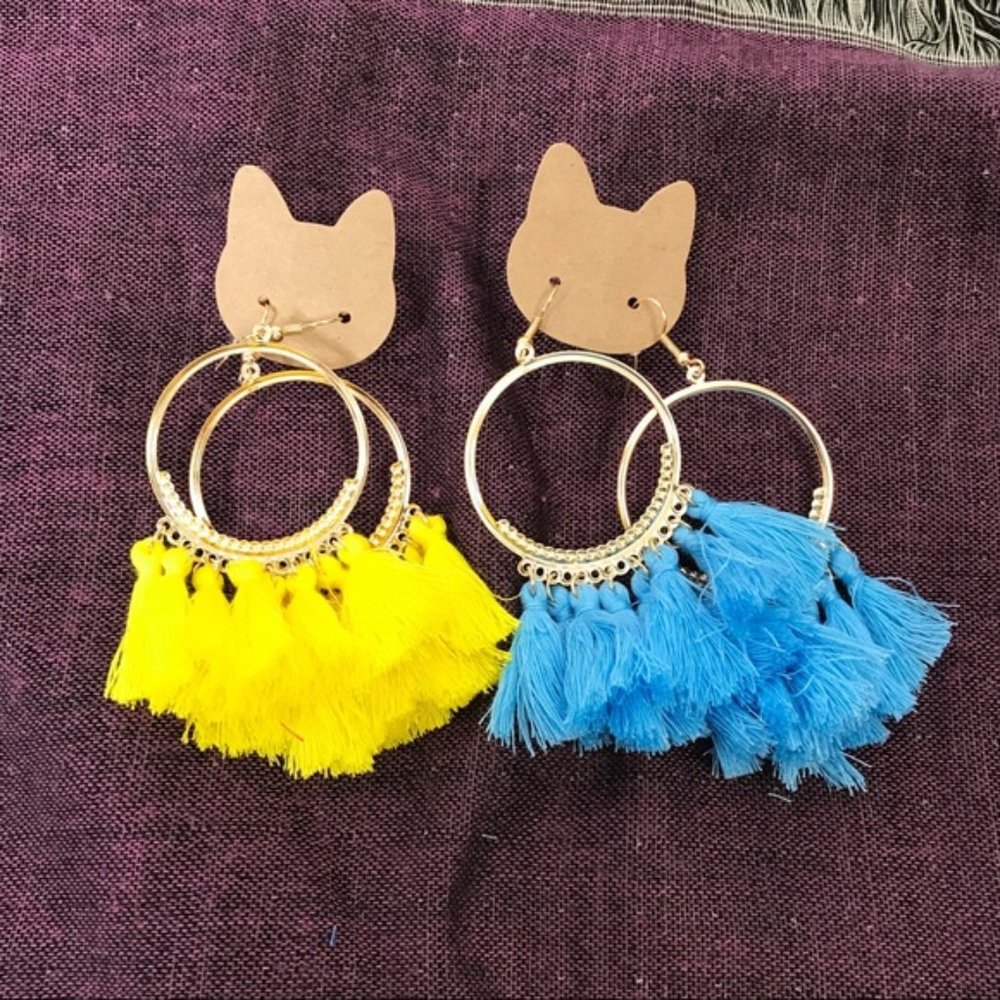 One pair hoop fringe earrings 3in nwot - Picture 5 of 8